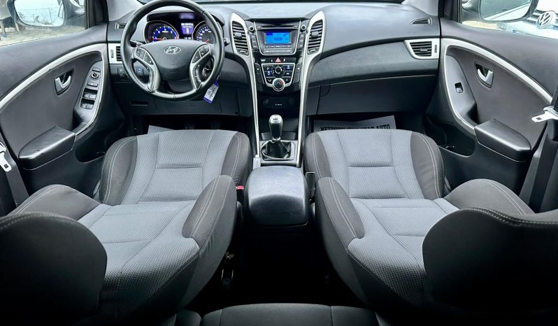 
								Hyundai i30 “Trend Blue” full									