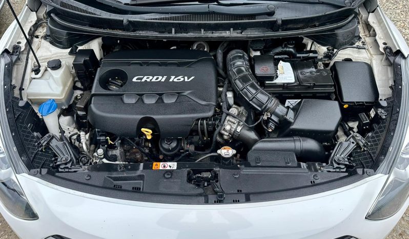 
								Hyundai i30 “Trend Blue” full									