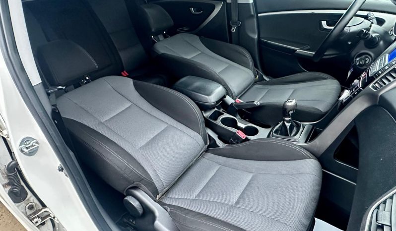 
								Hyundai i30 “Trend Blue” full									