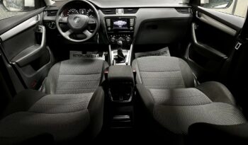 
										Skoda Octavia full									