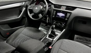 
										Skoda Octavia full									