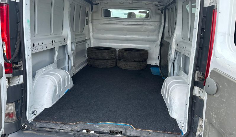 
								Opel Vivaro “Model Lung” full									