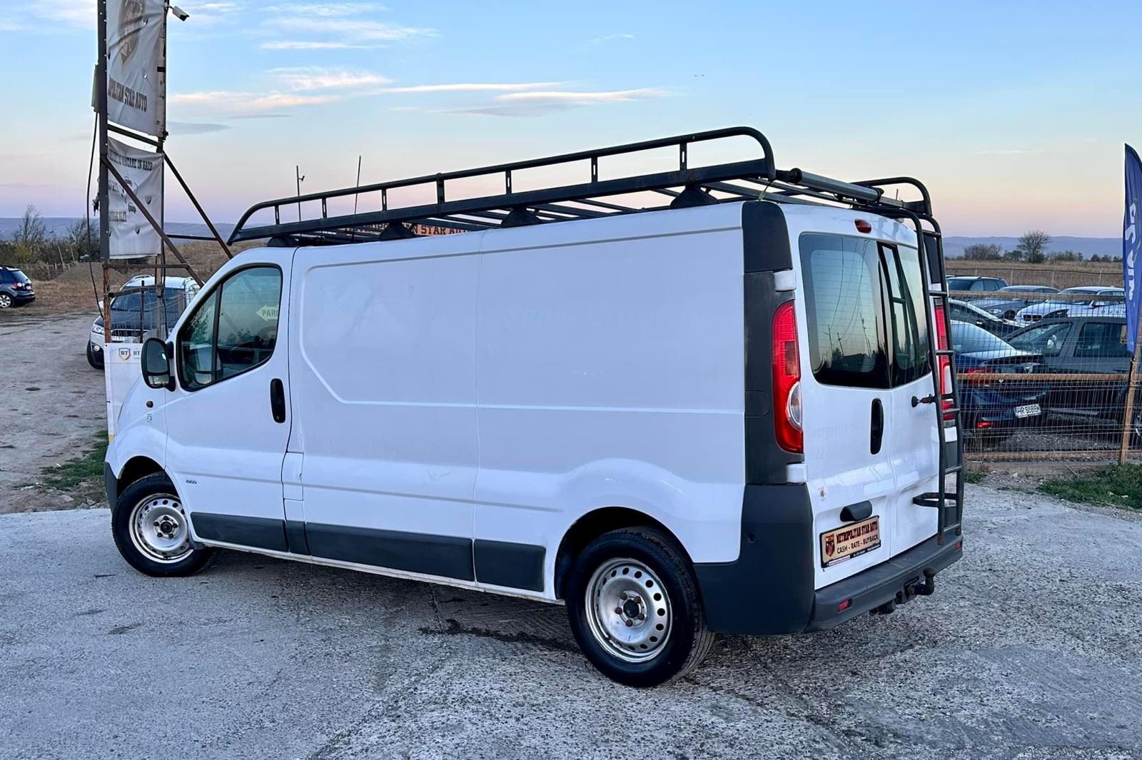 Opel Vivaro “Model Lung”