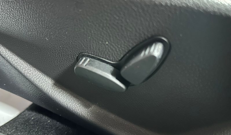 
								Ford Focus “Model Titanium” full									