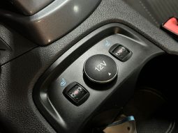 
										Ford Focus “Model Titanium” full									