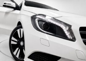 Mercedes-Benz A180