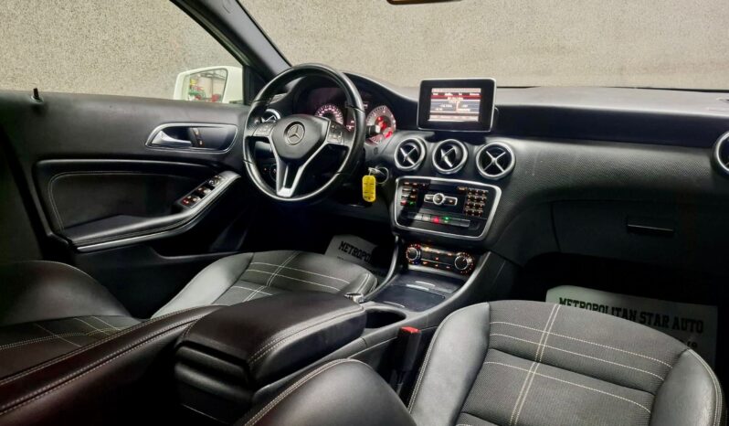 
								Mercedes-Benz A180 full									