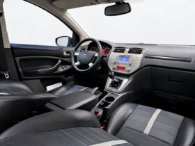 Ford Kuga Titanium 4×4 “Plafon panoramic Navigatie Piele”