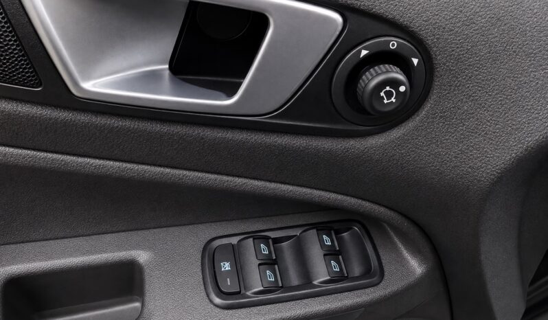 
								Ford EcoSport “Model Trend” full									