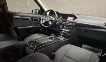 
										Mercedes-Benz C200 full									