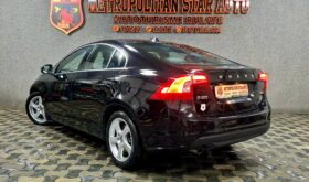 Volvo S60 “Momentum”