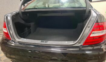 
										Mercedes-Benz C200 full									