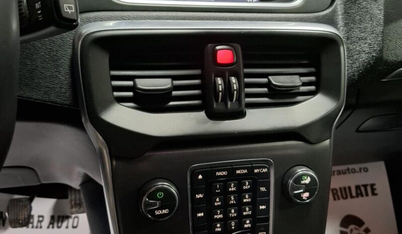 
								Volvo V40 2013 INMATRICULAT •Rate Fixe-Avans O% full									