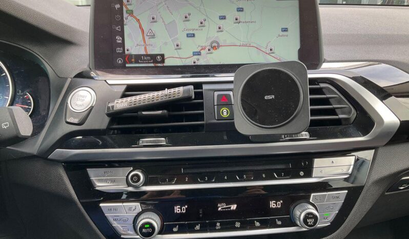 
								BMW X3 xLine full									