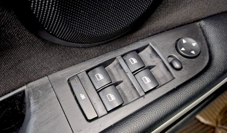 
								BMW 318i •Trapa• GARANTIE “Rate Fixe-Avans O% full									