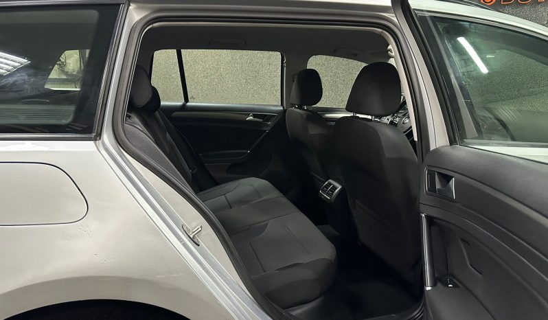 
								VW Golf VII “Model Comfortline” full									