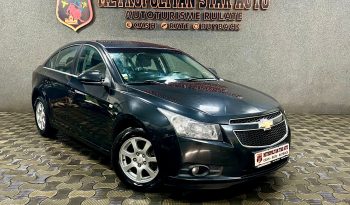 
										Chevrolet Cruze full									