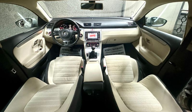 
								VW Passat CC “Model Highline” full									