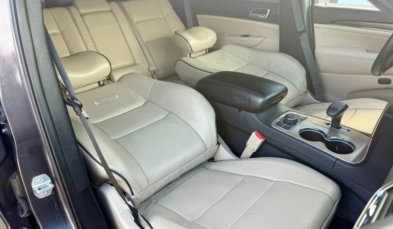 
								Jeep Grand Cherokee full									