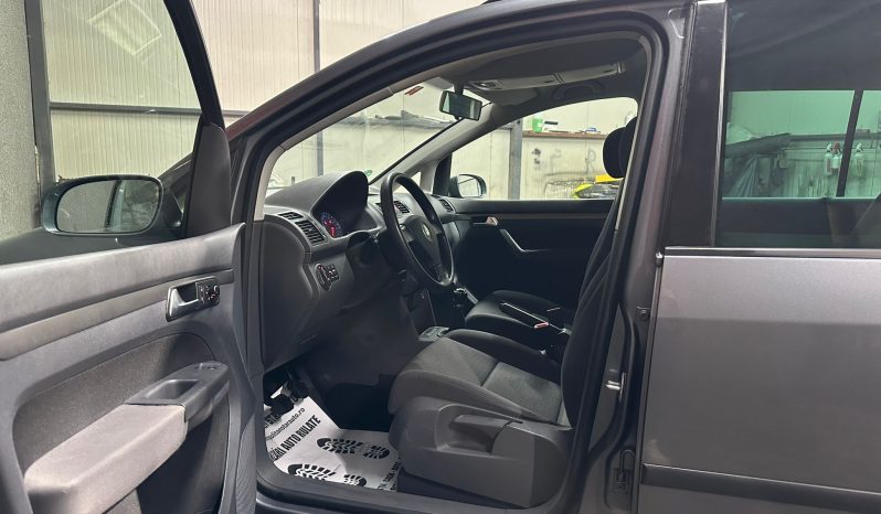 
								VW Touran “Model Comfortline” full									