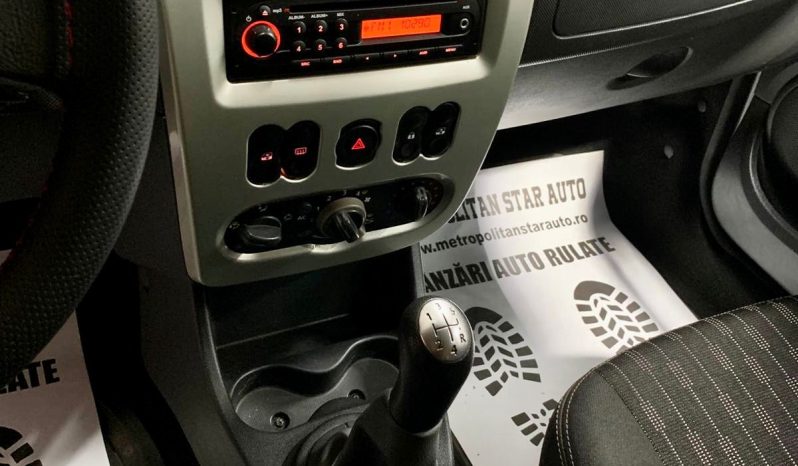 
								Dacia Logan MCV “Model Laureate” full									