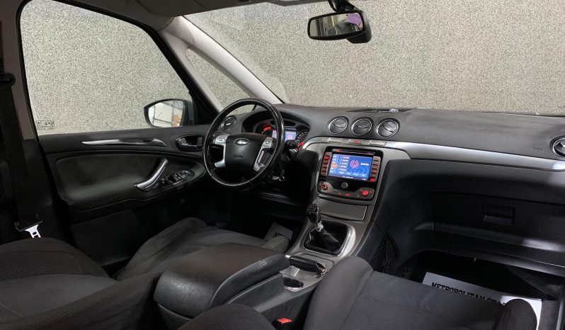 
								Ford S-Max “Model Ghia” full									