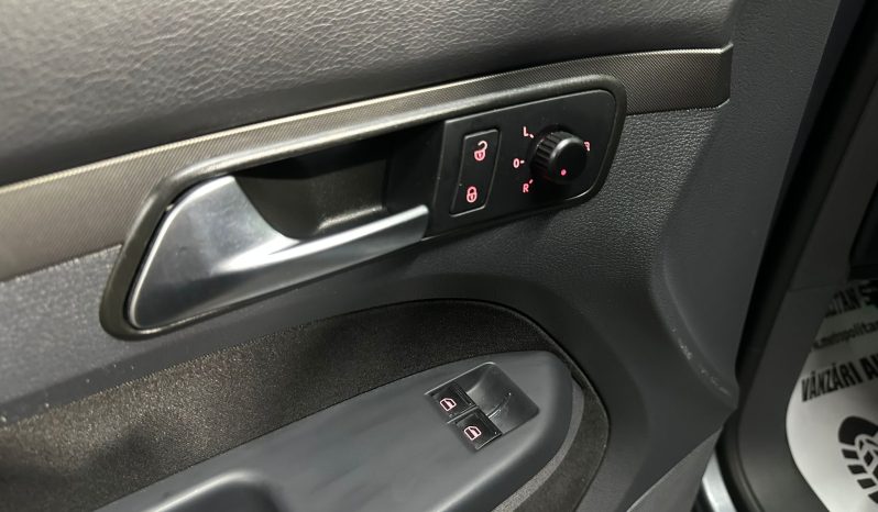 
								VW Touran “Model Comfortline” full									