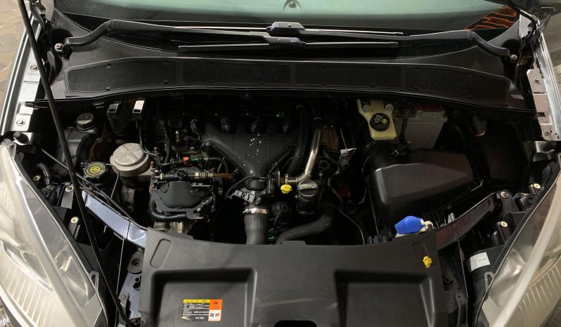 
								Ford S-Max “Model Ghia” full									