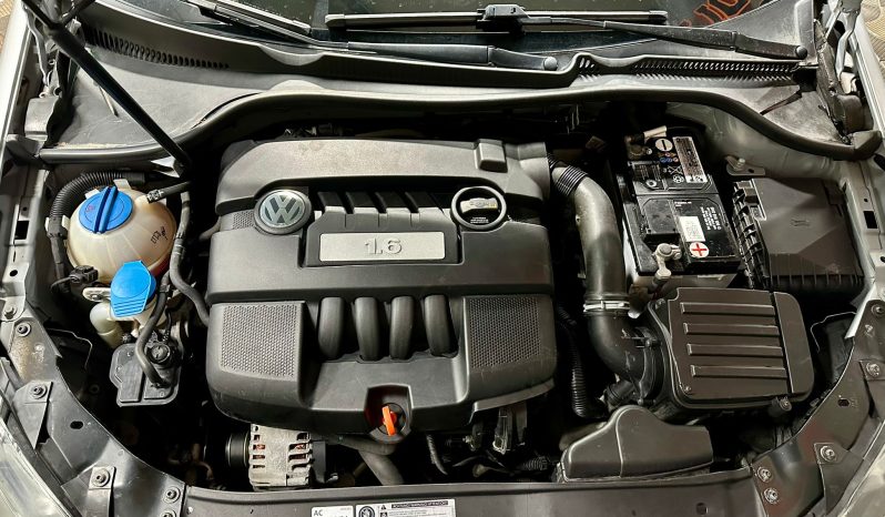 
								VW Golf “Model Edition” full									