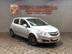 
										Opel Corsa “Model Enjoy” full									