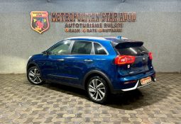 
										Kia Niro full									