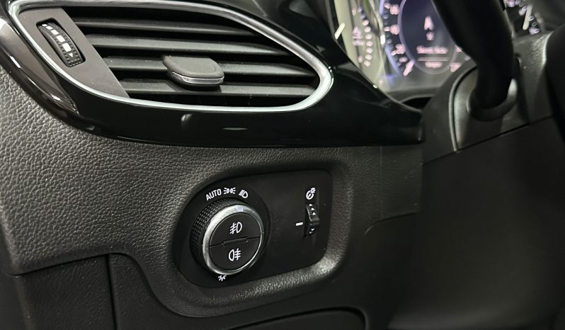 
								Opel Astra “Model Cosmo” full									