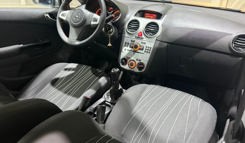 
								Opel Corsa “Model Enjoy” full									