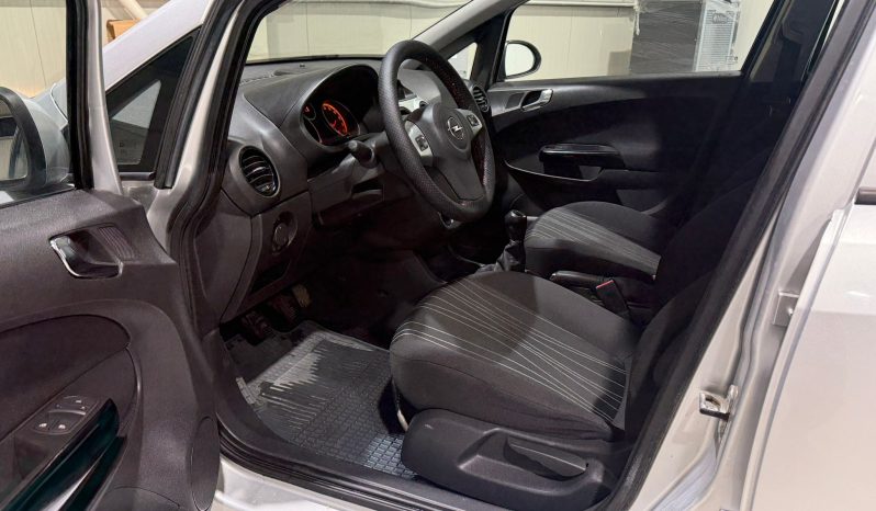 
								Opel Corsa “Model Enjoy” full									