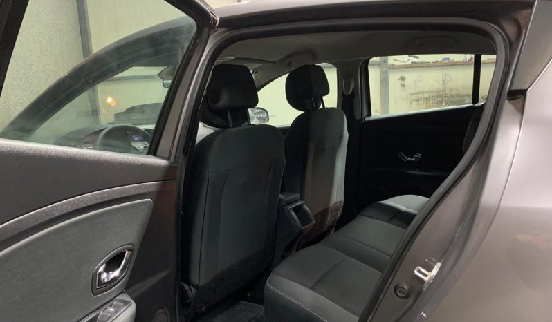 
								Renault Megane “Model Dynamique full									