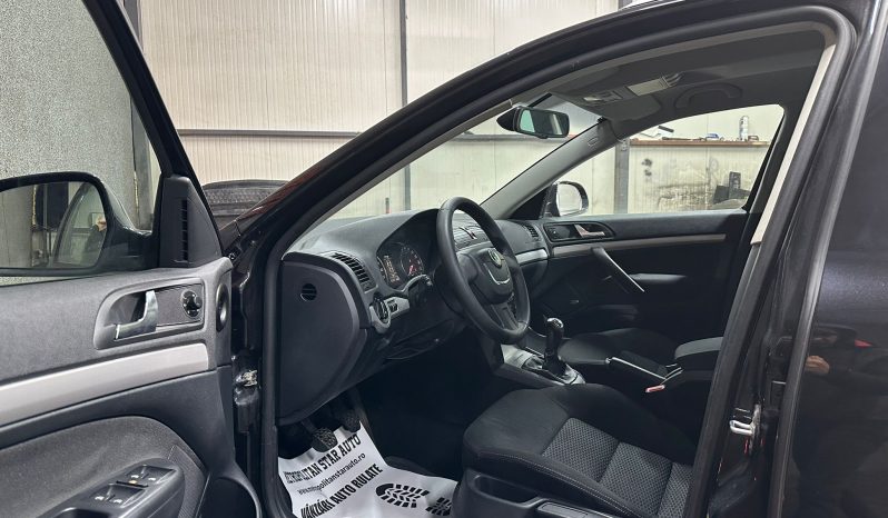 
								Skoda Octavia “Model Elegance” full									