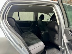 
										VW Golf “Model Edition” full									