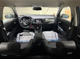 
										Kia Niro full									