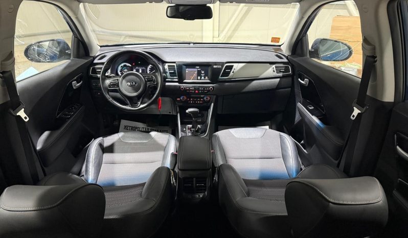 
								Kia Niro full									