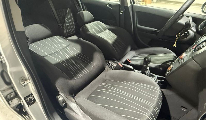 
								Opel Corsa “Model Enjoy” full									