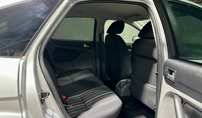 
								Ford Focus “Model Trend” full									