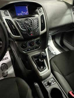 
										Ford Focus – 1.6 TDCi – 116 CP – 6 +1 full									