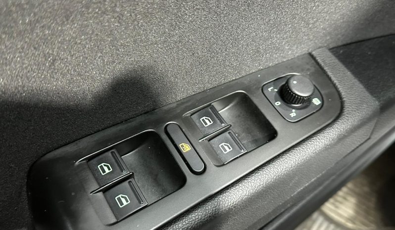 
								Skoda Superb “Model Elegance” full									