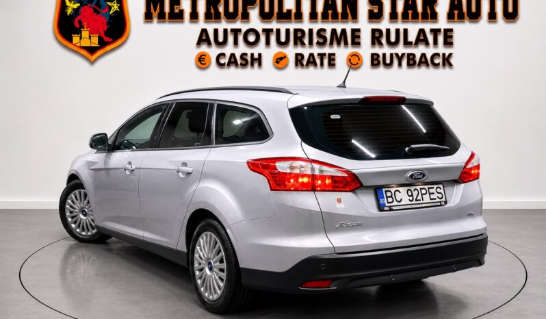 
								Ford Focus Titanium full									