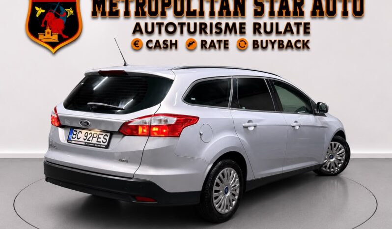 
								Ford Focus Titanium full									