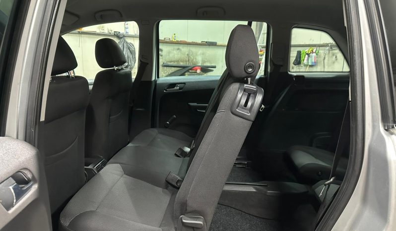 
								Opel Zafira “Model Elegance” full									