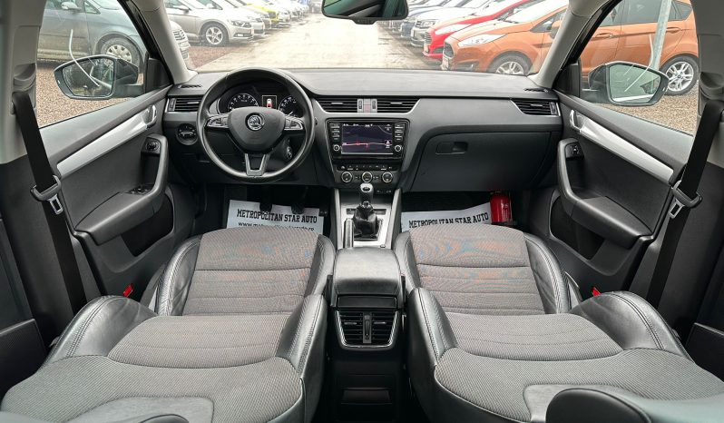
								Skoda Octavia “Model Elegance” full									