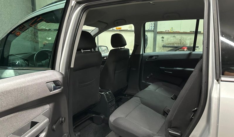 
								Opel Zafira “Model Elegance” full									