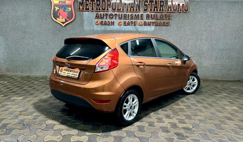 
								Ford Fiesta “Model Titanium” full									