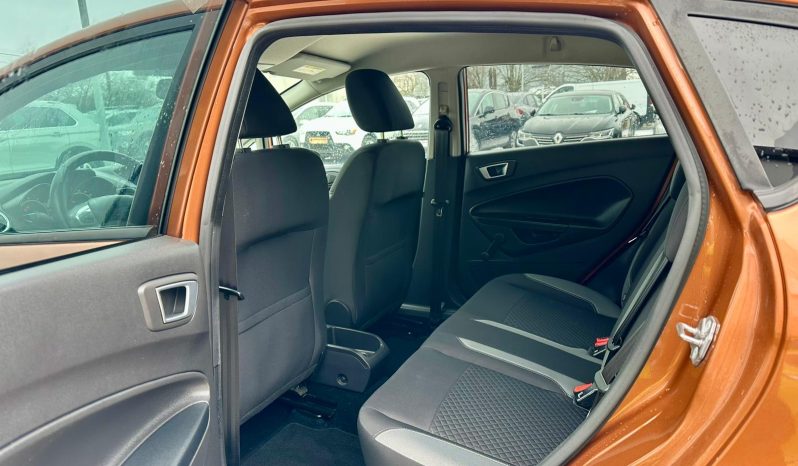 
								Ford Fiesta “Model Titanium” full									